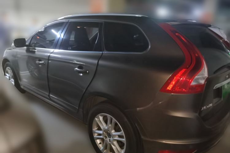 Used Volvo XC60 2015 T5 Smart Upgrade Model Rear Left 45 Deg