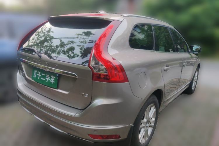 Used Volvo XC60 2015 T5 Smart Upgrade Model Rear Right 45 Deg