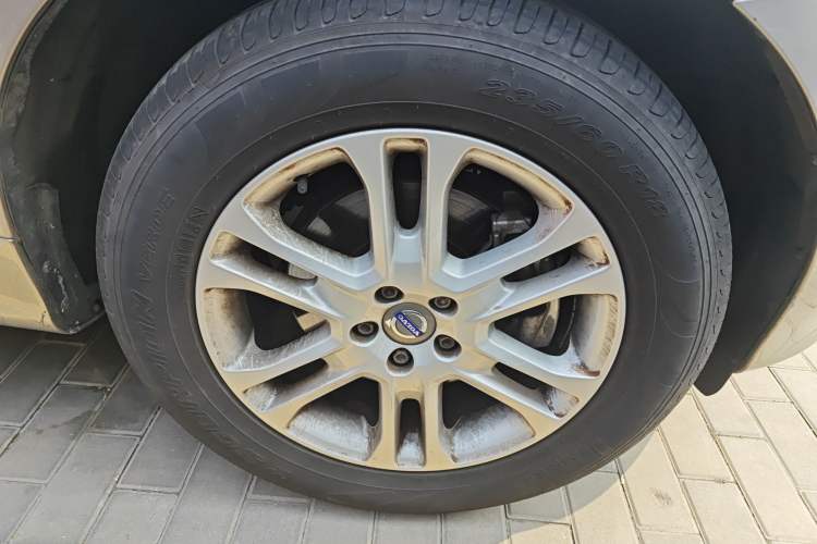 Used Volvo XC60 2015 T5 Smart Upgrade Model Right Front Wheel Hub