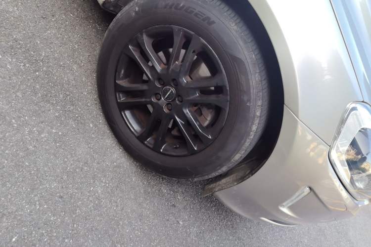 Used Volvo XC60 2015 T5 Smart Upgrade Model Right Front Wheel Hub