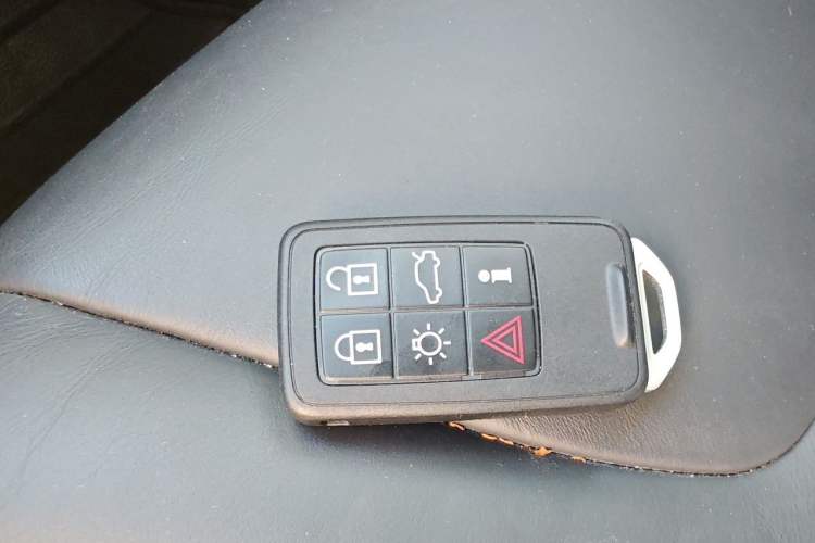 Used Volvo XC60 2015 T5 Zhiya Edition Vehicle Key