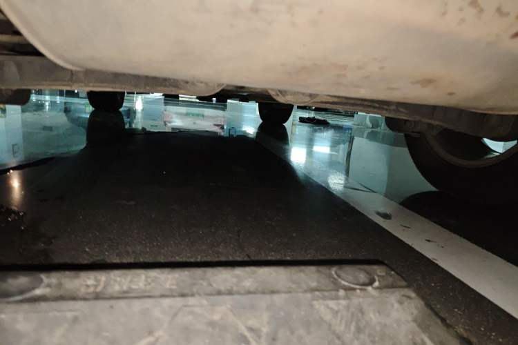 Used Volvo XC60 2015 T5 AWD Zhiyuan Edition Chassis Rear