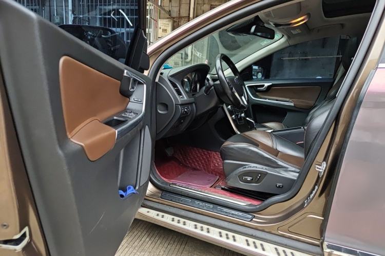 Used Volvo XC60 2015 T5 AWD Zhiyuan Edition Driver Seat