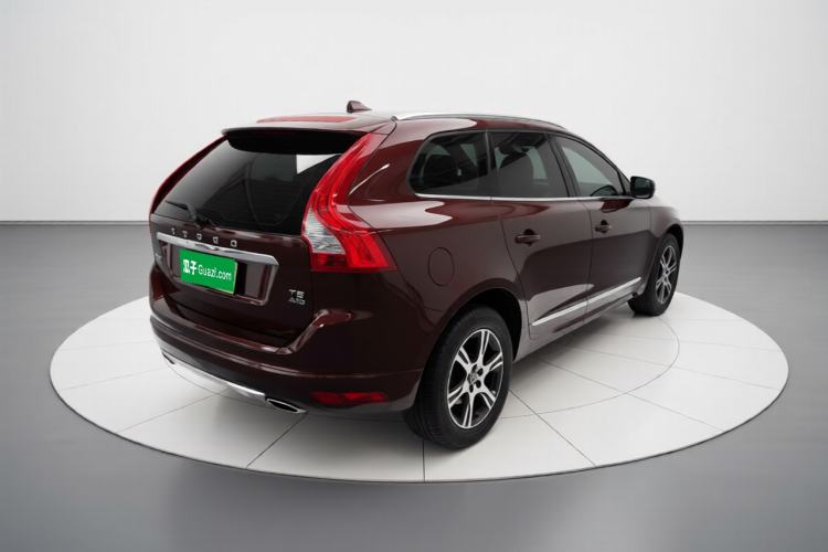 Used Volvo XC60 2015 T5 AWD Zhiyuan Edition Rear Right 45 Deg