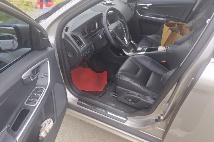 Used Volvo XC60 2015 T5 Smart Upgrade Model Driver Seat