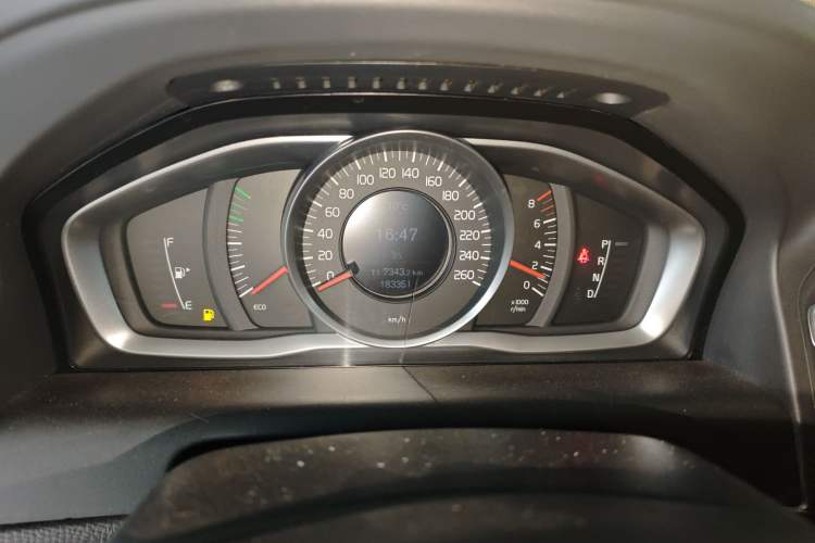 Used Volvo XC60 2015 T5 Smart Upgrade Model Instrument Cluster