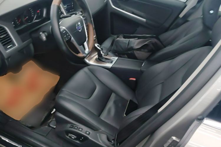 Used Volvo XC60 2015 T5 Smart Upgrade Model Left Front Seat