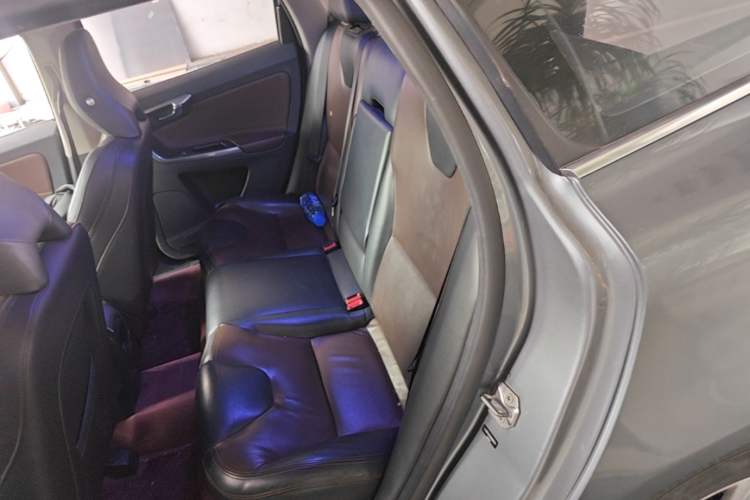 Used Volvo XC60 2015 T5 Smart Upgrade Model Left Rear Seat