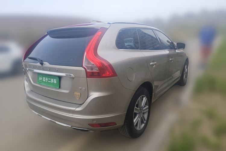 Used Volvo XC60 2015 T5 Smart Upgrade Model Rear Right 45 Deg