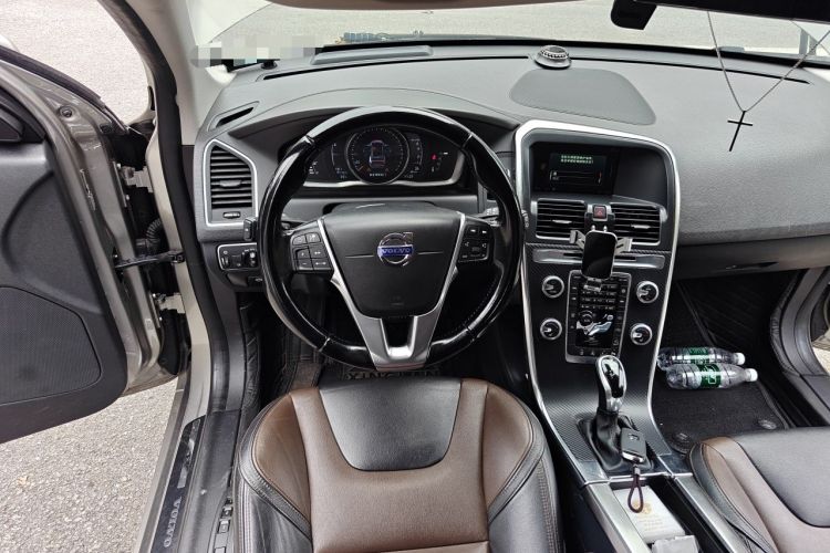 Used Volvo XC60 2015 T5 AWD Zhiyuan Edition Steering Wheel