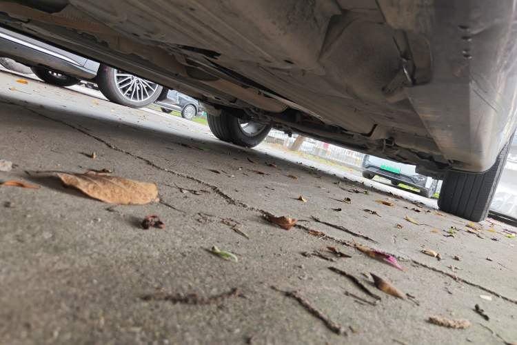 Used Volvo XC60 2015 T5 Smart Upgrade Model Chassis Rear Right