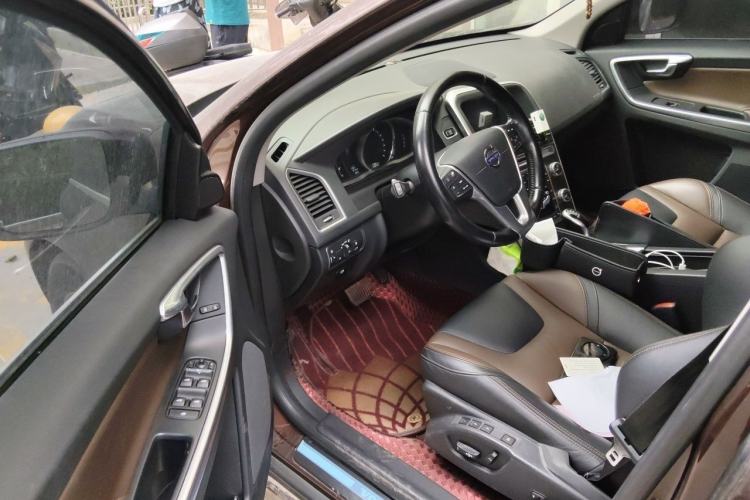 Used Volvo XC60 2015 T5 AWD Zhiyuan Edition Driver Seat