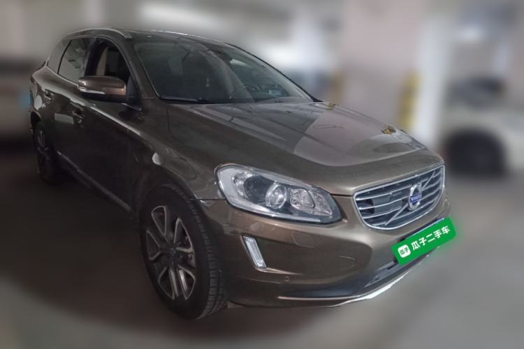 Used Volvo XC60 2015 T5 AWD Smart Drive Edition Front Right 45 Deg