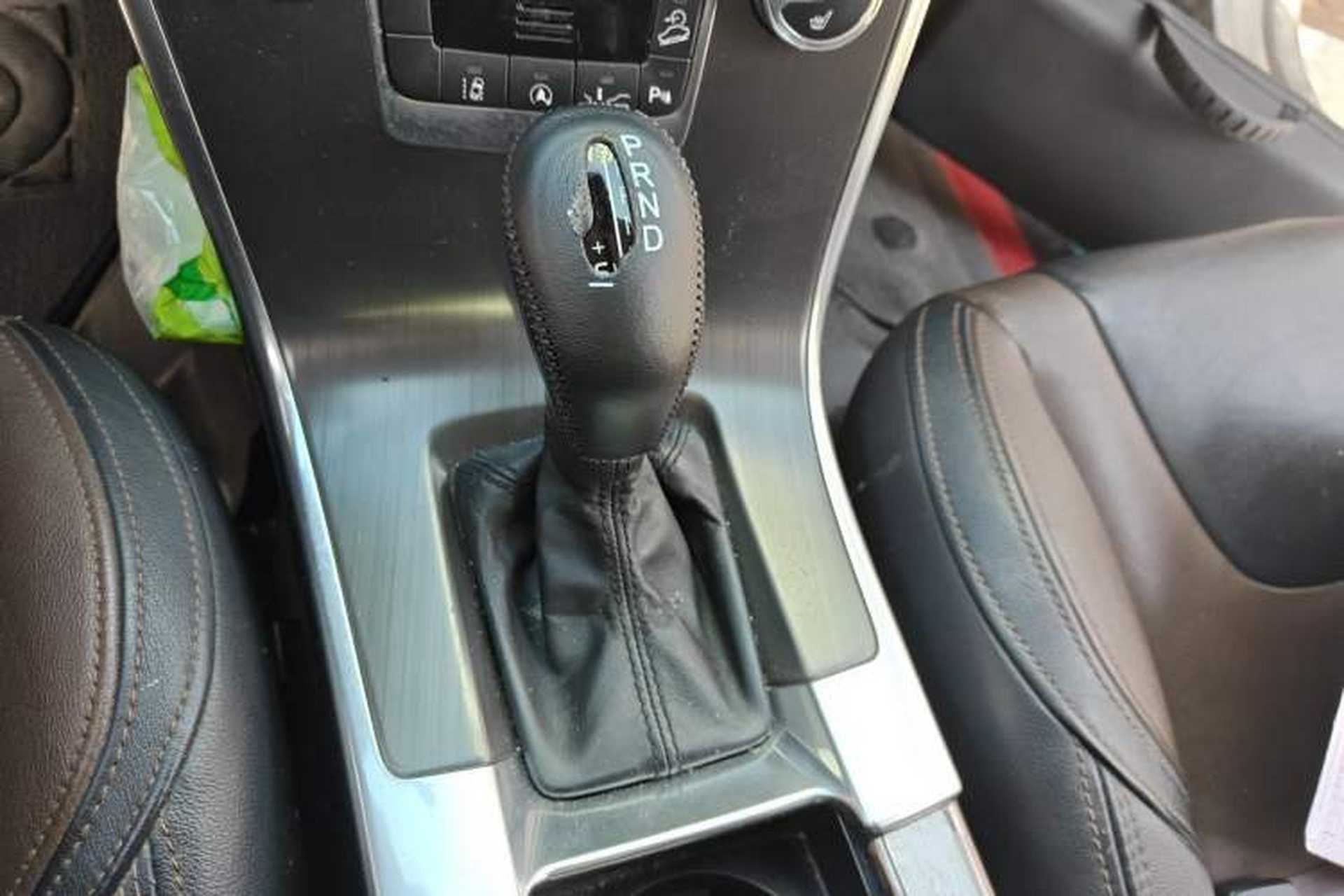 Used Volvo XC60 2015 T5 AWD Zhiyuan Edition Gear Lever