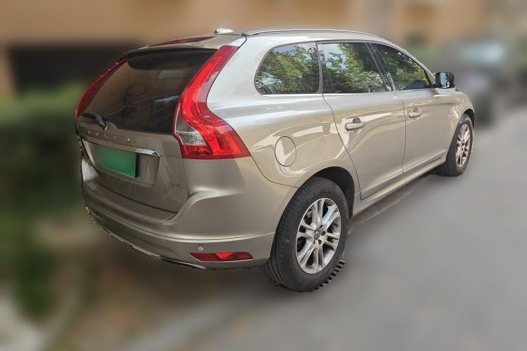 Used Volvo XC60 2015 T5 Smart Upgrade Model Rear Right 45 Deg