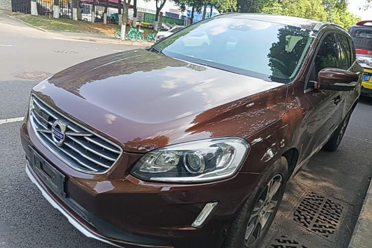 Used Volvo XC60 2015 T5 AWD Zhiyuan Edition Guazi used car, China used car export, Used car for sale, Used cars, Cheapest cars for sale