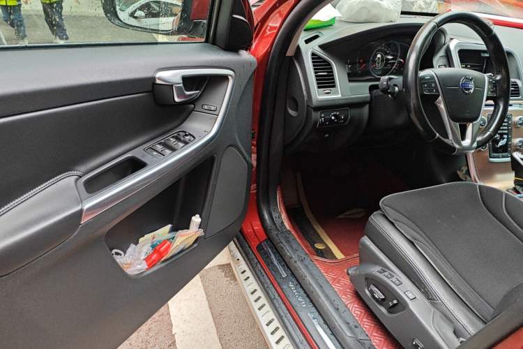Used Volvo XC60 2015 T5 Smart Upgrade Model Driver Seat
