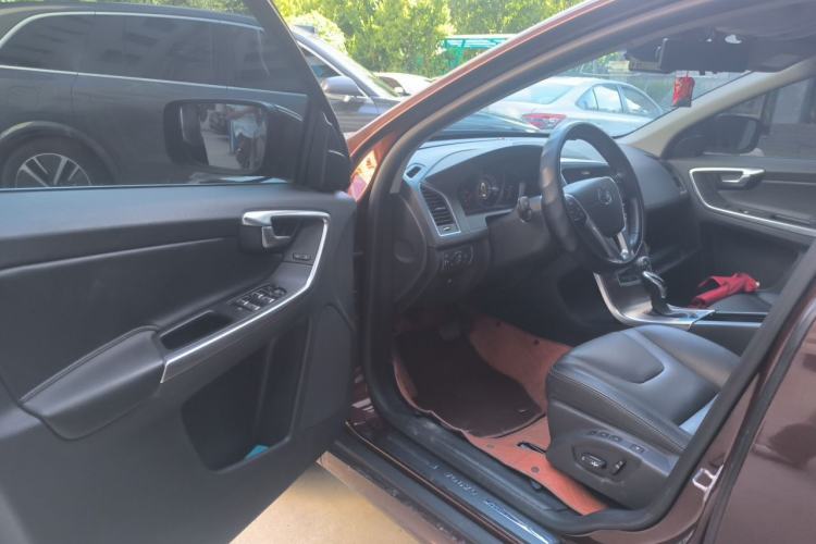 Used Volvo XC60 2015 T5 Smart Upgrade Model Driver Seat