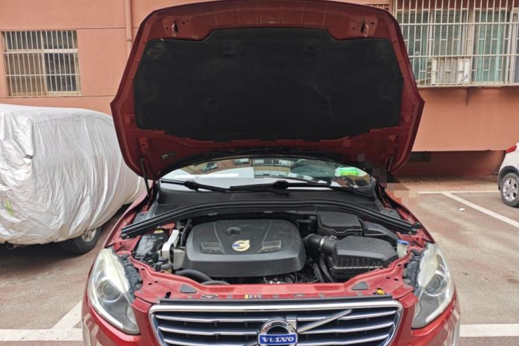 Used Volvo XC60 2015 T5 Smart Upgrade Model Engine Bay