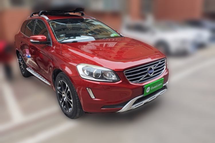 Used Volvo XC60 2015 T5 Smart Upgrade Model Front Right 45 Deg