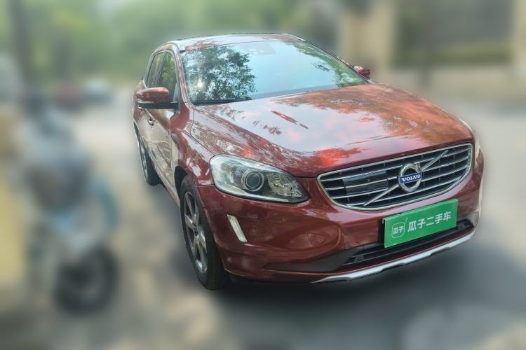 Used Volvo XC60 2015 T5 AWD Smart Drive Edition Front Right 45 Deg