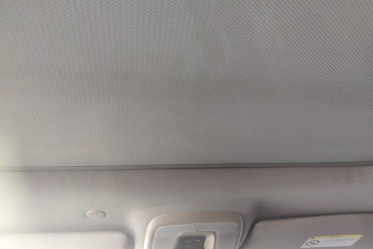 Used Volvo XC60 2015 T6 AWD Smart Version Headliner