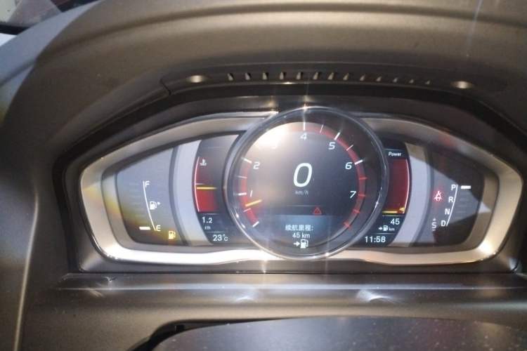 Used Volvo XC60 2015 T6 Zhiyi Edition Instrument Cluster