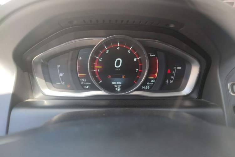 Used Volvo XC60 2015 T6 AWD Smart Version Instrument Cluster