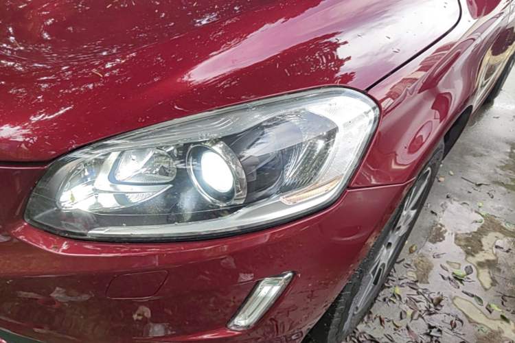 Used Volvo XC60 2015 T5 Zhiyi Edition Left Front Headlight