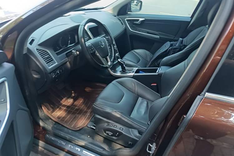 Used Volvo XC60 2015 T5 AWD Zhiyuan Edition Left Front Seat