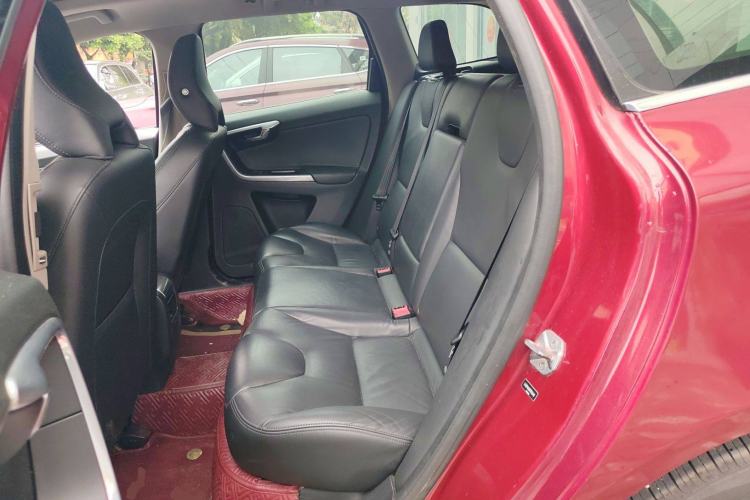 Used Volvo XC60 2015 T5 Smart Upgrade Model Left Rear Seat