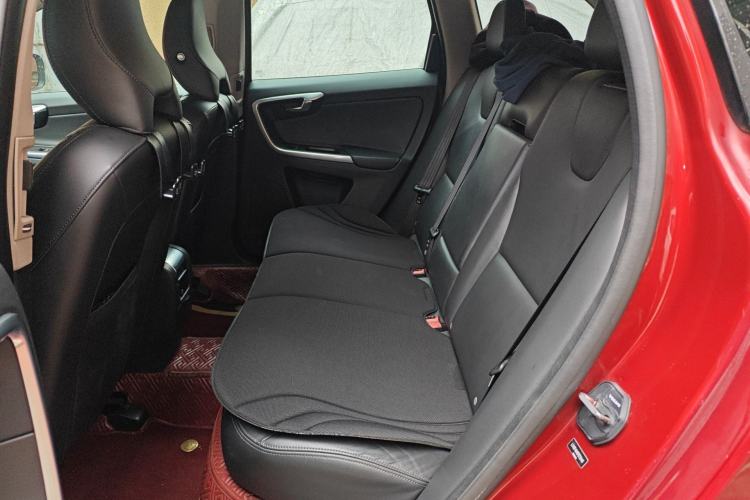 Used Volvo XC60 2015 T5 Smart Upgrade Model Left Rear Seat