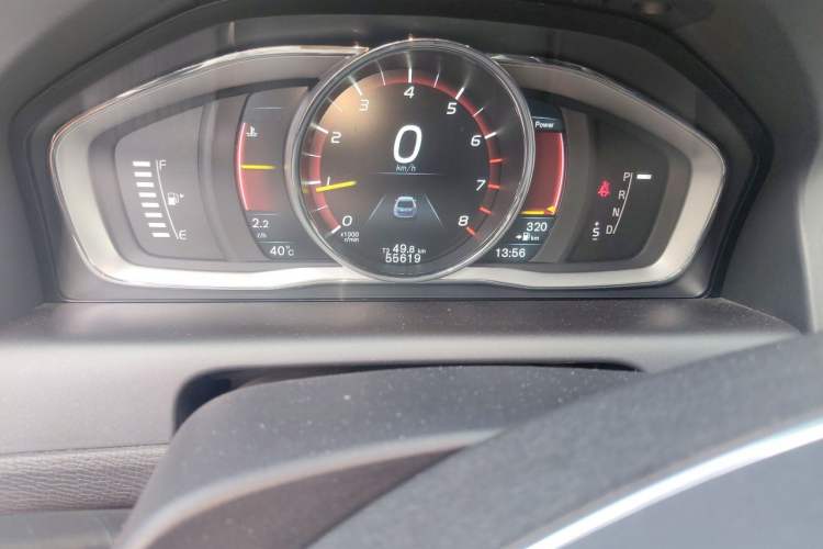 Used Volvo XC60 2015 T5 AWD Smart Drive Edition Odometer Close Up