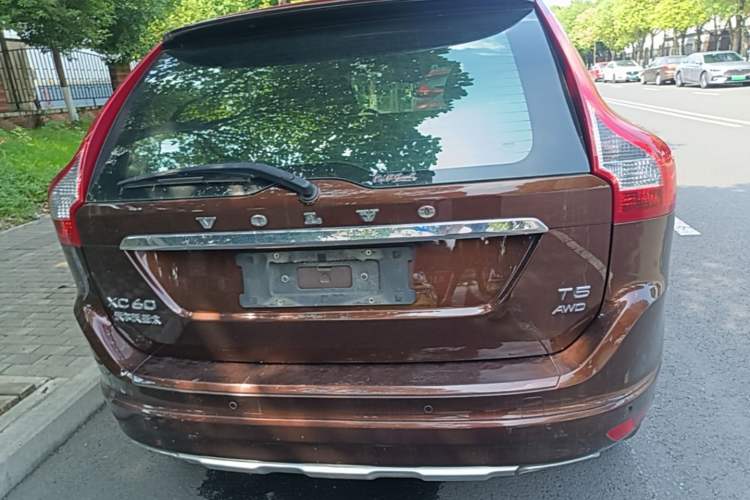 Used Volvo XC60 2015 T5 AWD Zhiyuan Edition Rear