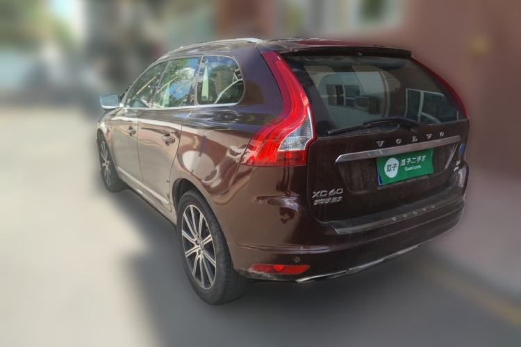 Used Volvo XC60 2015 T6 AWD Smart Version Rear Left 45 Deg