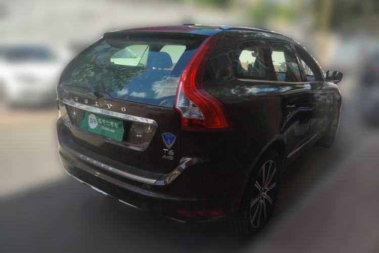 Used Volvo XC60 2015 T6 AWD Smart Version Rear Right 45 Deg