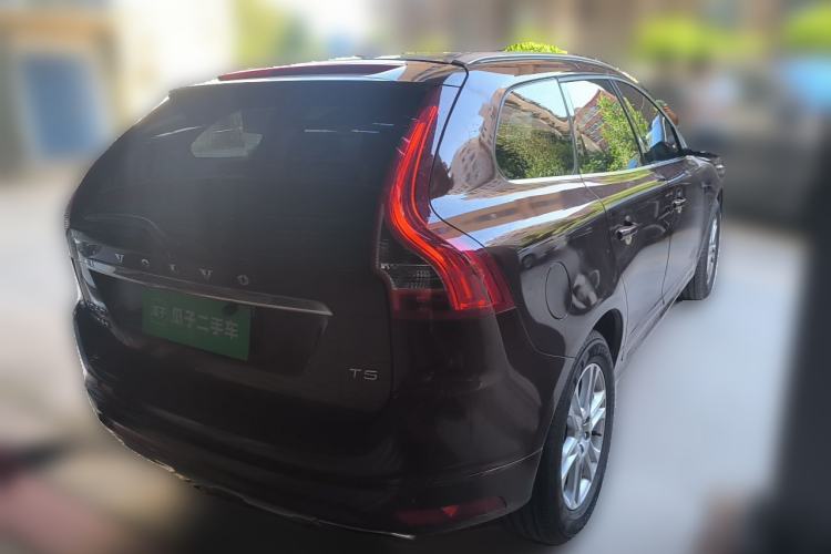Used Volvo XC60 2015 T5 Smart Upgrade Model Rear Right 45 Deg