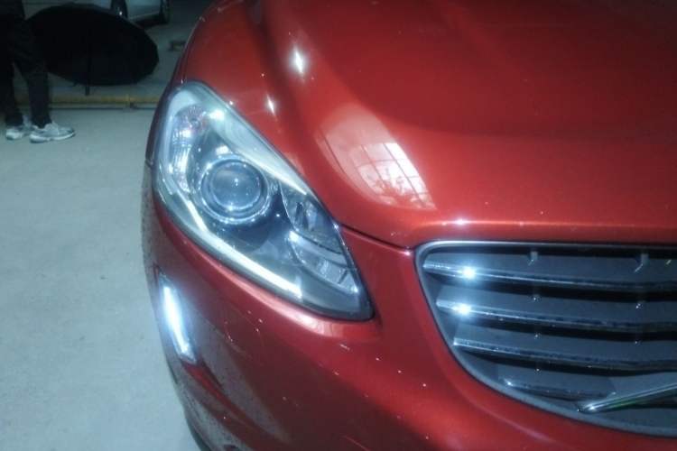 Used Volvo XC60 2015 T6 Zhiyi Edition Right Front Headlight