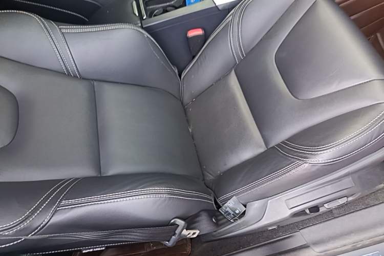 Used Volvo XC60 2015 T5 AWD Zhiyuan Edition Right Front Seat