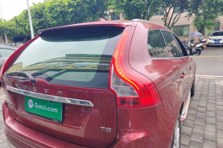 Used Volvo XC60 2015 T5 Smart Upgrade Model Right Rear Taillight