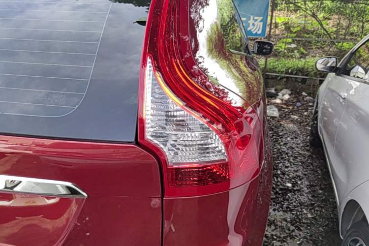 Used Volvo XC60 2015 T5 Zhiyi Edition Right Rear Taillight