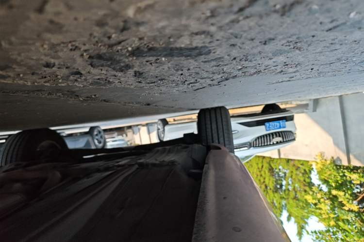 Used Volvo XC60 2015 T5 Smart Upgrade Model Right Side Sill