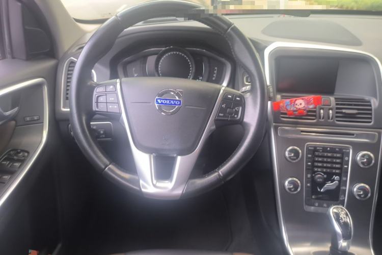 Used Volvo XC60 2015 T5 AWD Zhiyuan Edition Steering Wheel