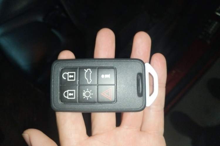 Used Volvo XC60 2015 T6 Zhiyi Edition Vehicle Key