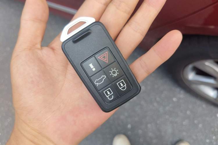 Used Volvo XC60 2015 T5 AWD Smart Drive Edition Vehicle Key