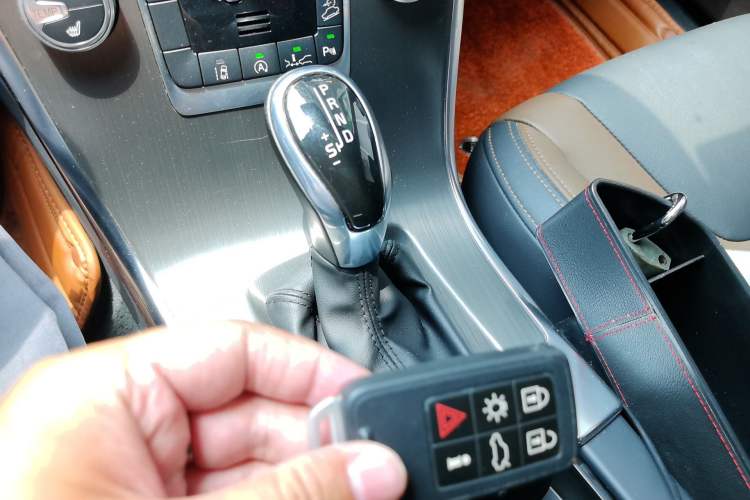 Used Volvo XC60 2015 T5 AWD Zhiyuan Edition Vehicle Key