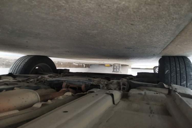 Used Volvo XC60 2015 T5 Smart Upgrade Model Chassis Front Left