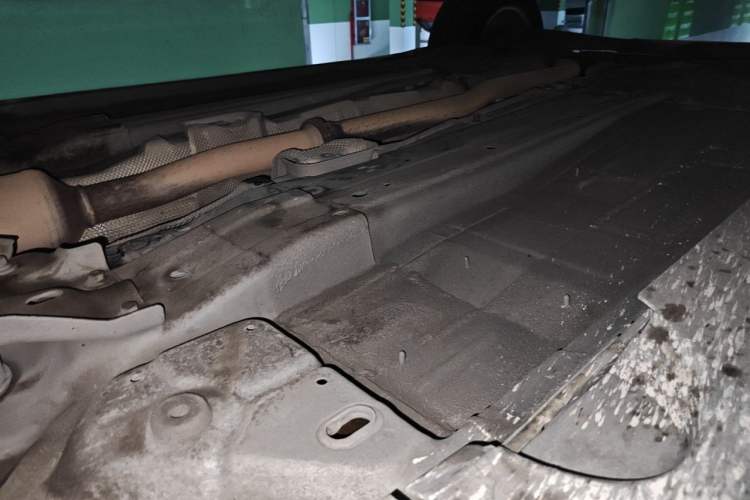 Used Volvo XC60 2015 T5 AWD Zhiyuan Edition Chassis Front Right