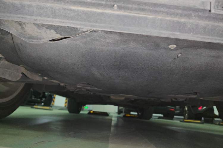 Used Volvo XC60 2015 T5 Smart Edition Chassis Front