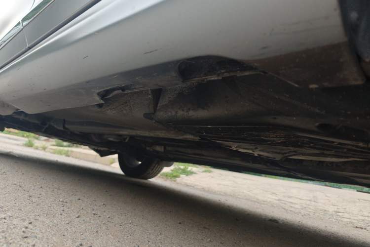 Used Volvo XC60 2015 T5 AWD Zhiyuan Edition Chassis Rear Left